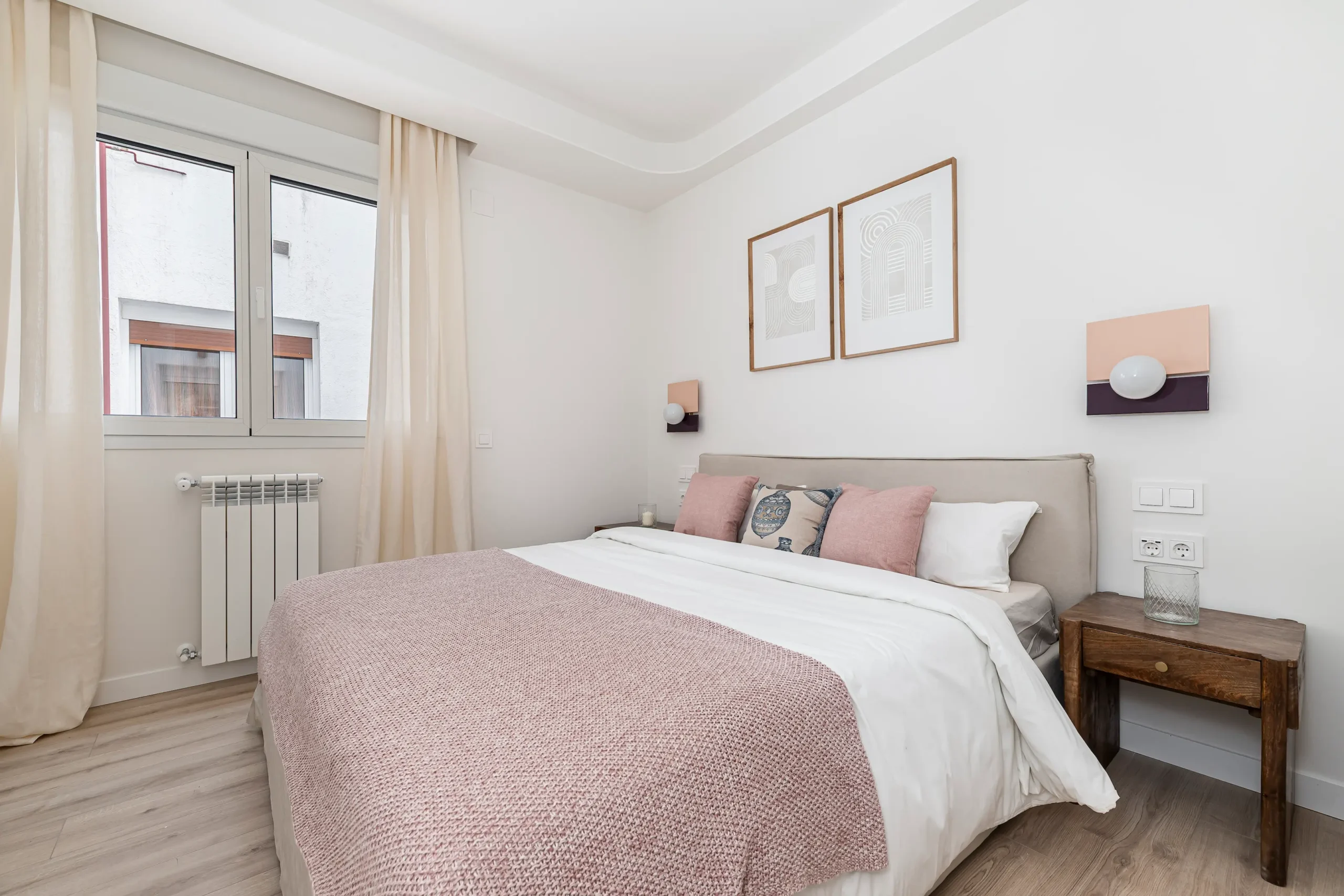 Flipping inmobiliario Benito Gutiérrez 2da habitación cama