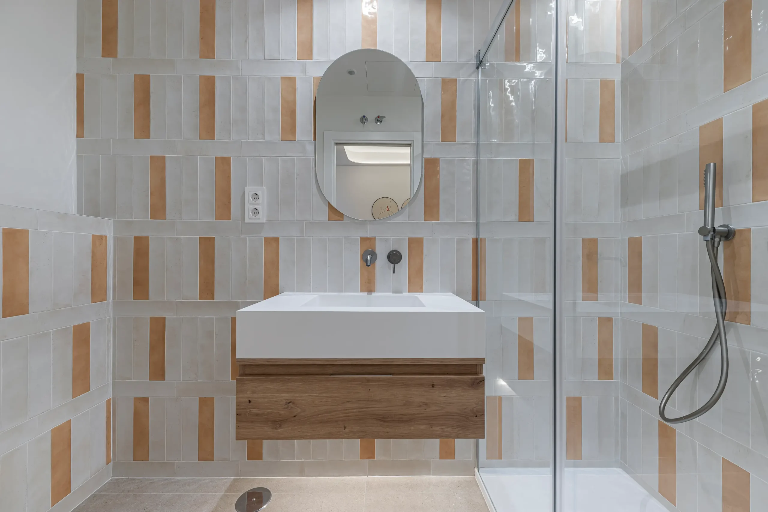 Flipping inmobiliario Benito Gutiérrez 2do baño frontal