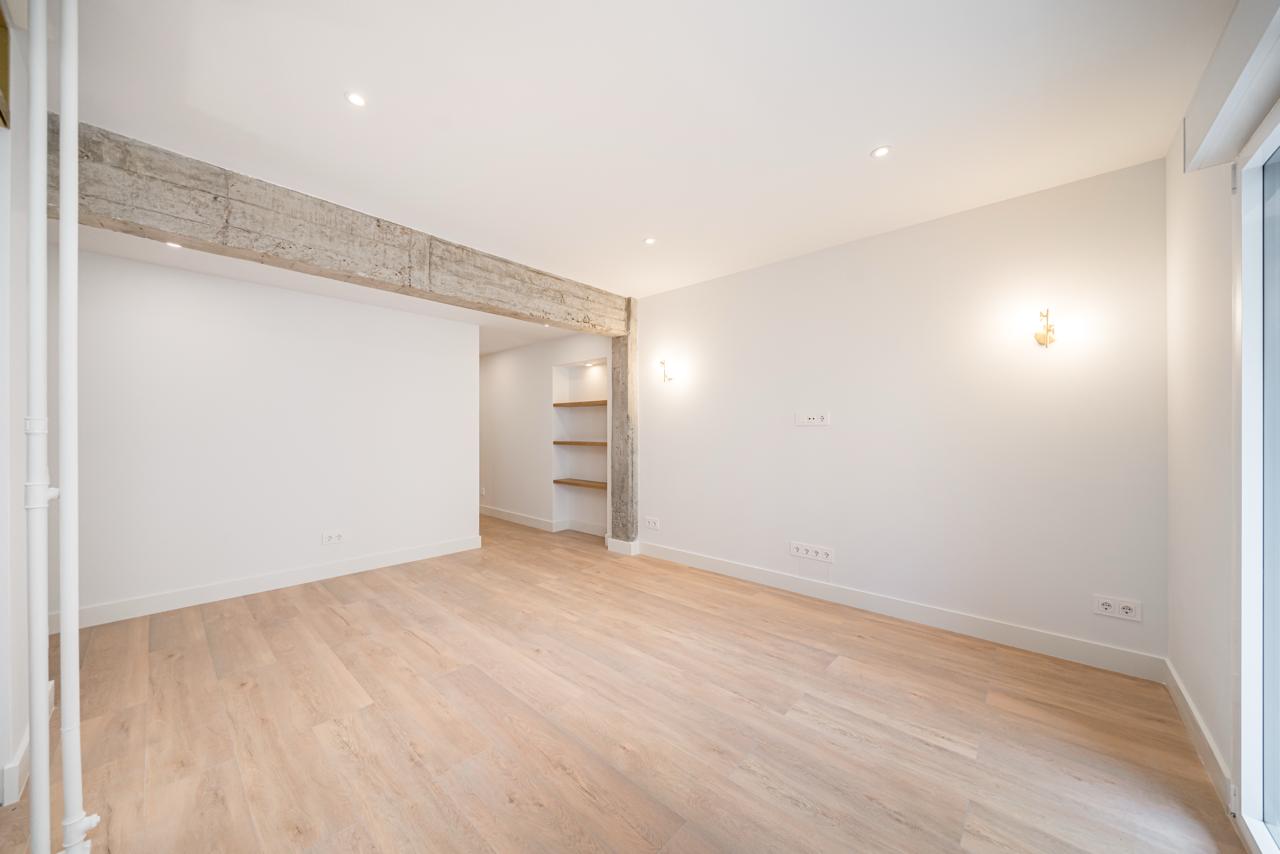 Reforma integral en García Paredes vista de columna